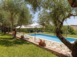 Poggio Vitignano Charming Cottage With Pool and Parking, apartemen di Pianella