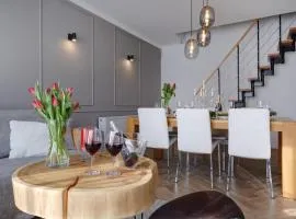 Apartament Heaven - 115 m2 - kominek oraz wanna w sypialni , parking