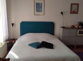 STUDIO au sud de Lyon à Oullins, cheap hotel in Oullins