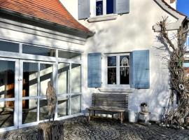 Sonnige Wohnung mit Garten am fränkischen Seenland, дешевий готель у місті Kammerstein