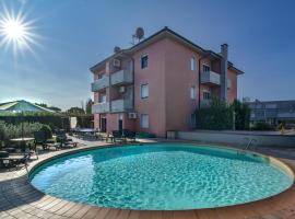 Giada Palace - Pool & Resort, Ferienwohnung mit Hotelservice in Lucca