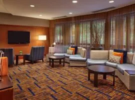 Courtyard by Marriott Kansas City Shawnee