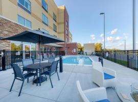Fairfield Inn & Suites by Marriott Charlotte Belmont, ξενοδοχείο σε Belmont