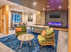 Fairfield Inn & Suites Fort Worth Northeast, viešbutis mieste Herstas