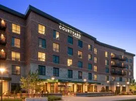 Courtyard by Marriott Houston Northeast