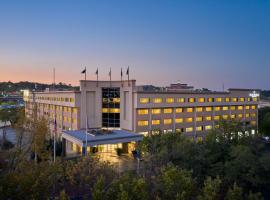 Delta Hotels by Marriott Little Rock West、リトルロックのホテル