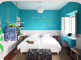 Chill in Ericeira Surf House, Hotel in Ericeira