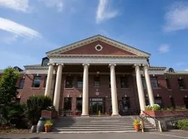 McMenamins Grand Lodge