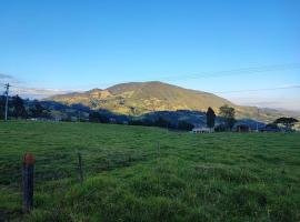 Casa campo vista a las montañas, vila u gradu 'Cogua'