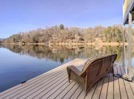 Lakefront Butler Retreat with Hot Tub and Dock!, ξενοδοχείο σε Butler