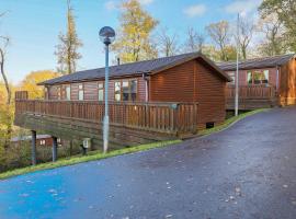 Belvedere Edge Bliss - Exquisite Luxe Holiday Lodge in Devon, holiday home in Chudleigh