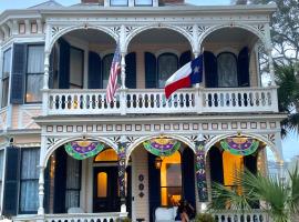 Coppersmith Inn Bed And Breakfast, hotel perto de Cais de Pleasure, Galveston