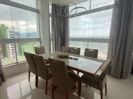 Apto Almeida e Moraes 3 Suítes vista mar