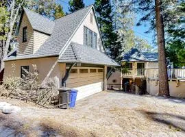 Vintage Village Walk Cottage