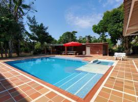 Casa vacacional Villavicencio Lacanti, hotel con piscina en Villavicencio