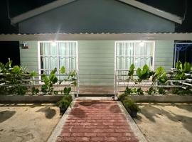 Chantara Cottage, cabin in Kampung Mawar