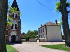 Gîte paisible face à l'église, idéal pour familles et amis, équipé tout confort, près de la nature - FR-1-489-416