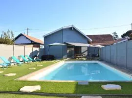 Holiday Home in La Teste with Pool & BBQ