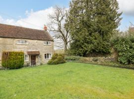 Field Cottage, hotel i Shepton Mallet