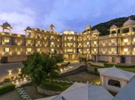 Traavista Aravali Mahal - Luxury Lake View Heritage Resort in Udaipur