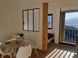 Rare pearl with an incredible view of all Briançon