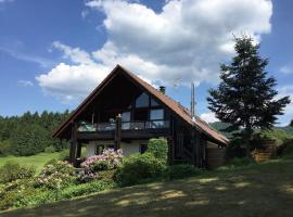 Dachstudio in Traumlage mit spektakulärem Ausblick, cheap hotel in Bühlertal