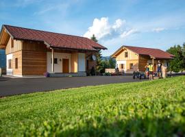 Chalets und Apartments Hauserhof Nassfeld, hotel v destinaci Schlanitzen