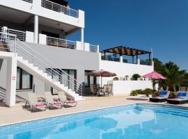 Villa Arcadia, Kallepia, hotel with pools in Paphos City