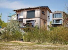 FERIENHAUS am HAINER SEE, βίλα σε Neukieritzsch