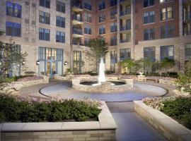 Prime Location Retreat Close to DC and Metro, acomoda&ccedil;&atilde;o em condom&iacute;nio em Arlington