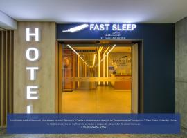 Fast Sleep Suites by Slaviero Hoteis - Hotel dentro do Aeroporto de Guarulhos - Terminal 2 - desembarque oeste, hotel in Guarulhos