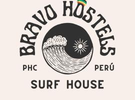 Bravo Hostels: Surf House, hotel i Punta Hermosa