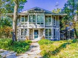 2nd Base - Main Home, hotel v destinaci Sawyer