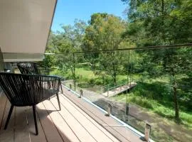 Serenity HG4 4Br 3&half Ba with Absolute National Park Frontage