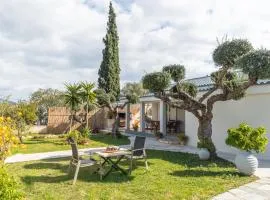 Armando Cottage - Private Nature Retreat with BBQ to Experience Magical Greek Hospitality By Villa Mana Gers