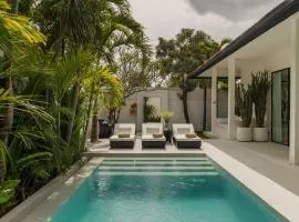 Luxury Minimalist Villa in Umalas Private Pool