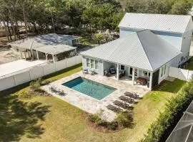 30A Pet Friendly Beach House - Seacrest Serenity by Panhandle Getaways