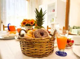[50m from the sea] Villa Smeralda