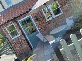 Two Bedroomed House near Newark & Grantham