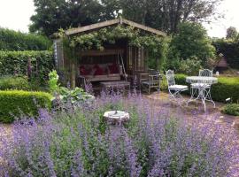 Rose Cottage, Hotel in der Nähe von: Whittington Motte, Tunstall