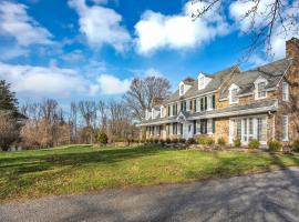 Chimney Hill Estate Inn, hotel s jacuzzi v destinaci Lambertville