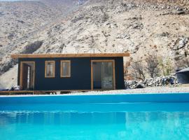 Refugio Alma de Montaña, piscina privada, kalnų namelis mieste Monte Grande