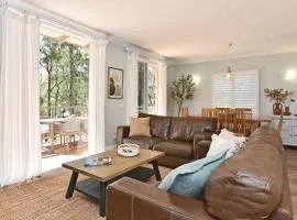 Villa 2br Pinot Grigio Villa located within Cypress Lakes Resort