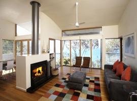 Wye View, holiday home in Wye River
