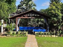 Spacious Resort in Pansol up to 20 pax, B&B in Pansol