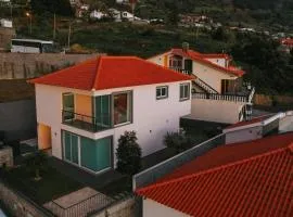 Beautiful 3-Bed House in Arco da Calheta