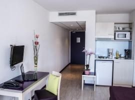 Family Saint Vincent - Studio 2 Pers - 100m gare Lourdes - WIFI, hotel en Lourdes