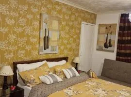 Pleasant Lodge