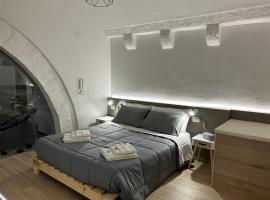 Archome Luxury Apartment, hytte i Brindisi