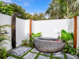 Rest Pet Friendly with Outdoor Bath 3 Mins Walk to Beach, villa a Umina